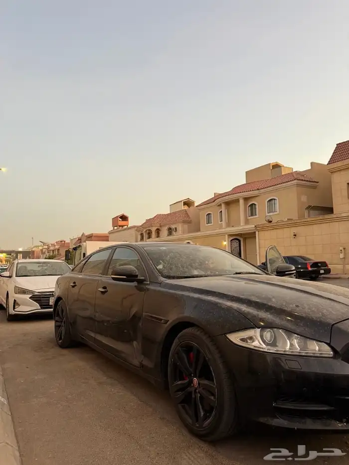 جاكور 2015 Xjl 5