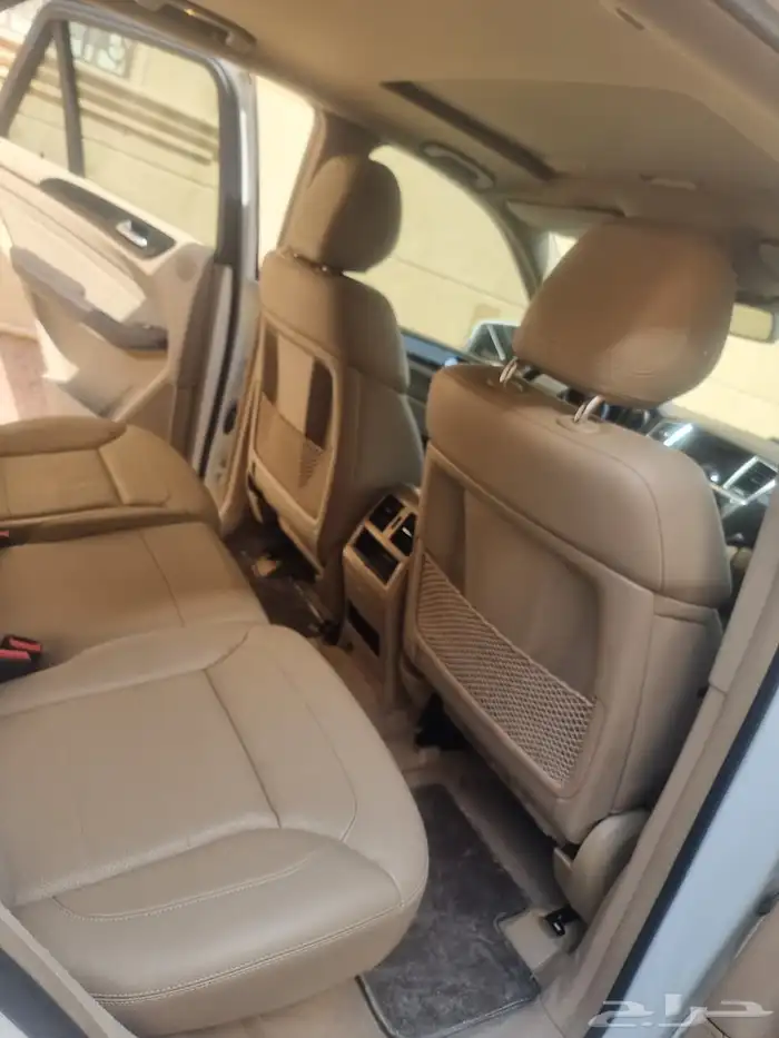 للبيع مرسيدس ML400 نظيفة جدا 8