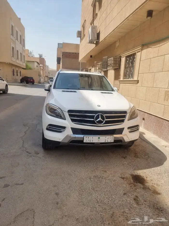 للبيع مرسيدس ML400 نظيفة جدا 2