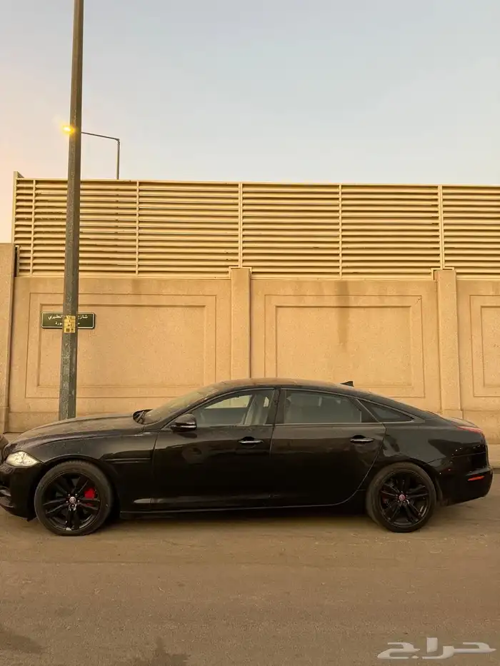 جاكور 2015 Xjl 1