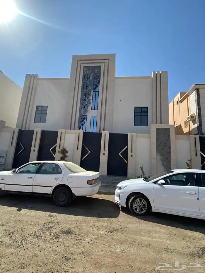 فيلا روف علوي بحي اليرموك للبيع 0