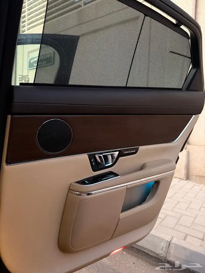 جاكور 2015 Xjl 4