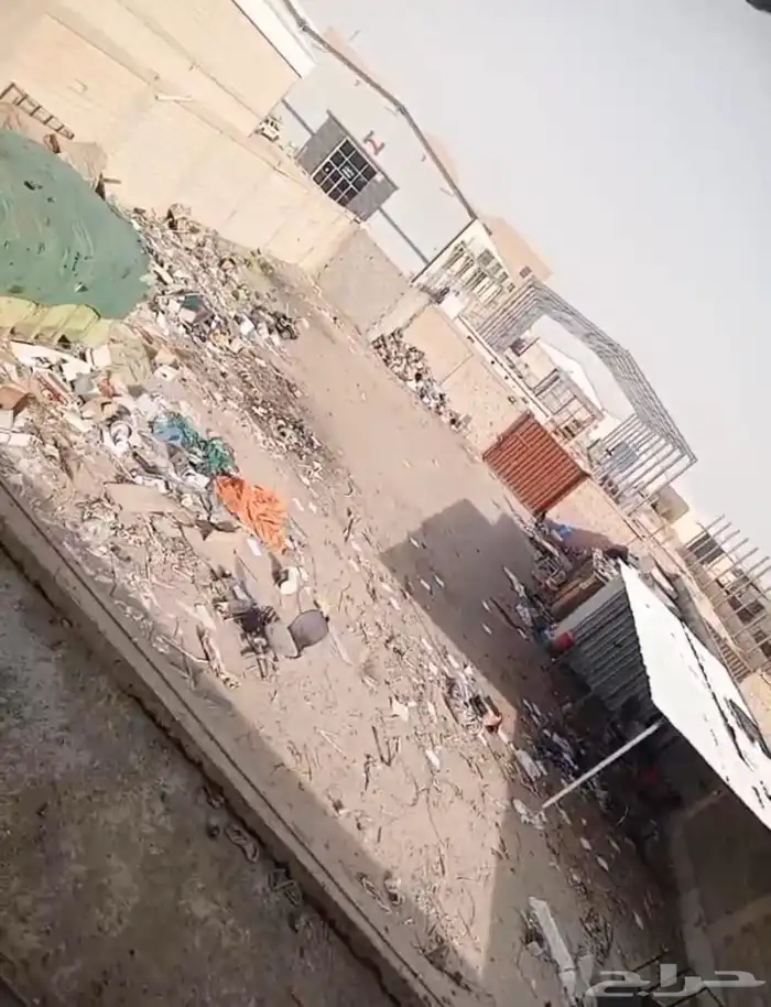 للإيجار حوش مستودع 1