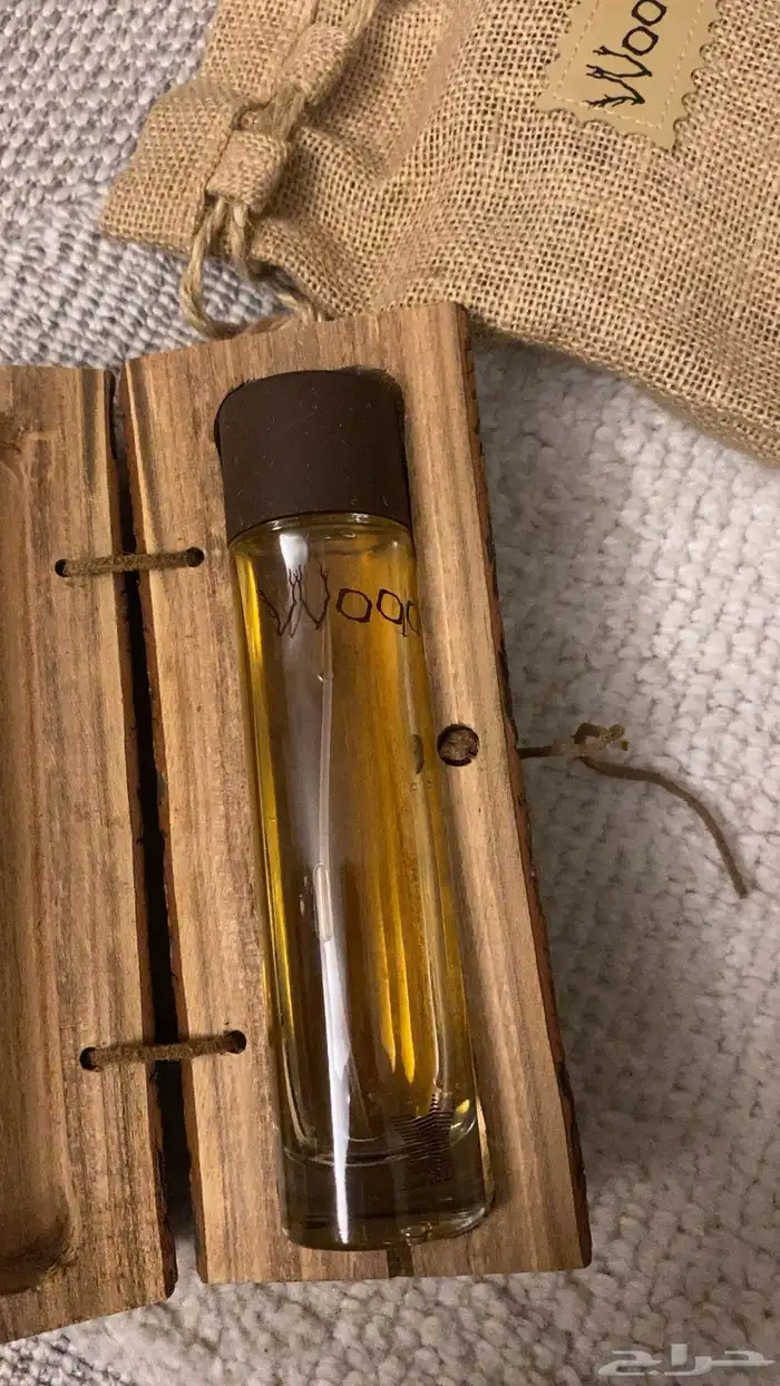 عوده في علبة عطر من العربية للعود 0