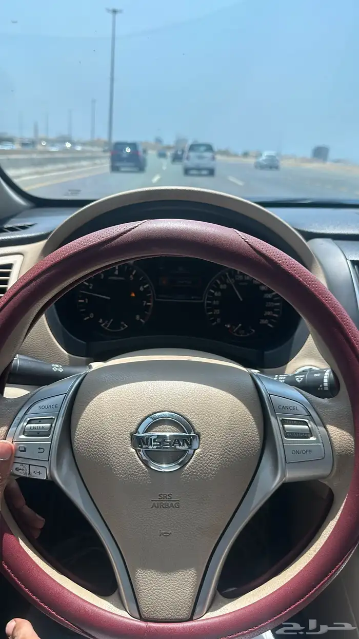سيارة نيسان 9