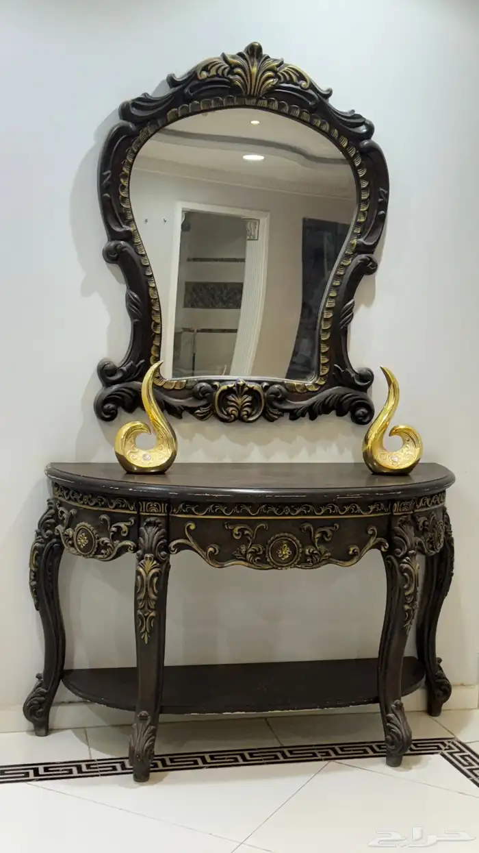 طاولة مدخل 0