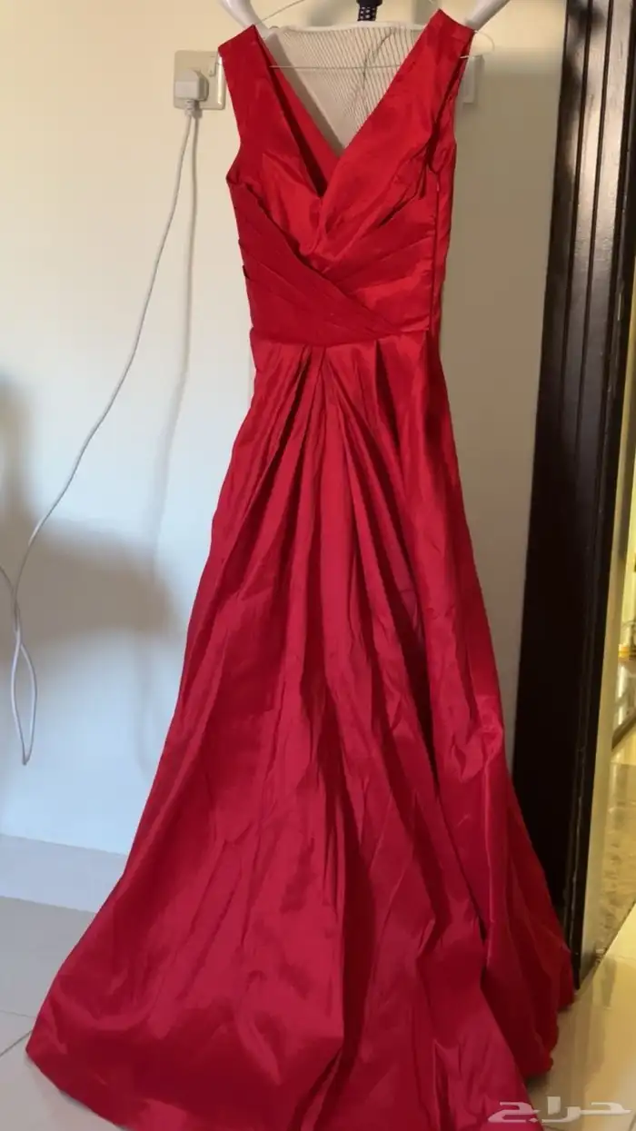 فستان سهره احمر المقاس 10 0