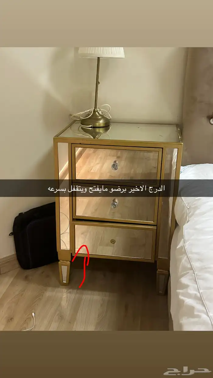 غرفه نوم نظيفه جدا للبيع 1
