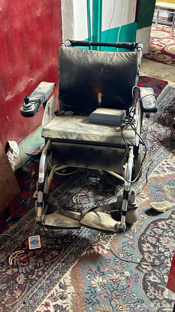 عربيه لذوي الاحتياجات الخاصة كهربائي جديده لم تستعمل 1