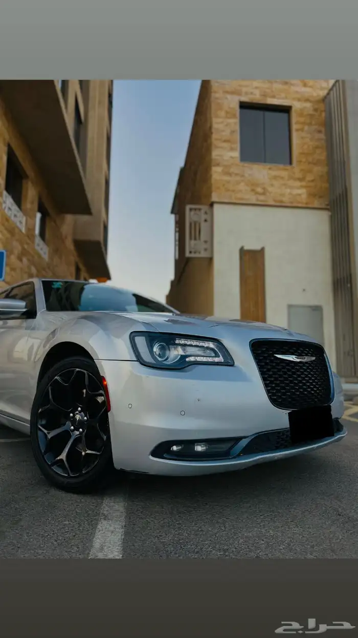 كرايزلر 2021 300s للبيع 10