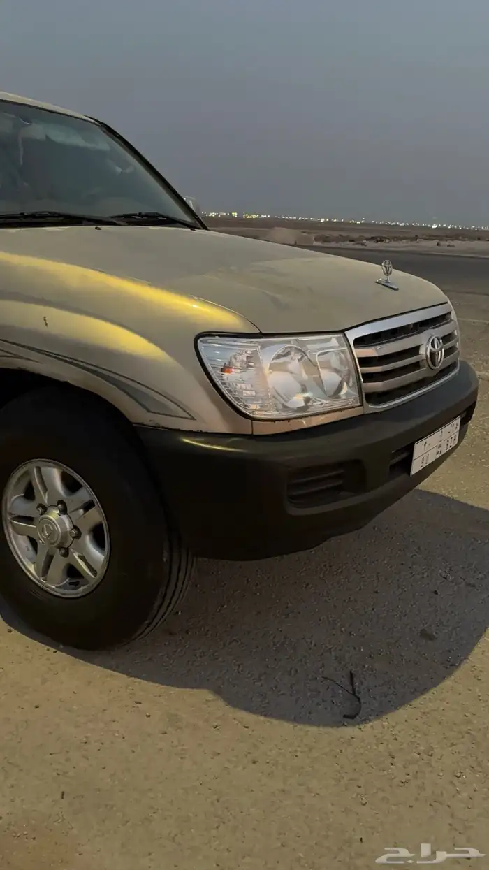 للبيع تويوتا لاند كروزر 2006 جي اكس 7