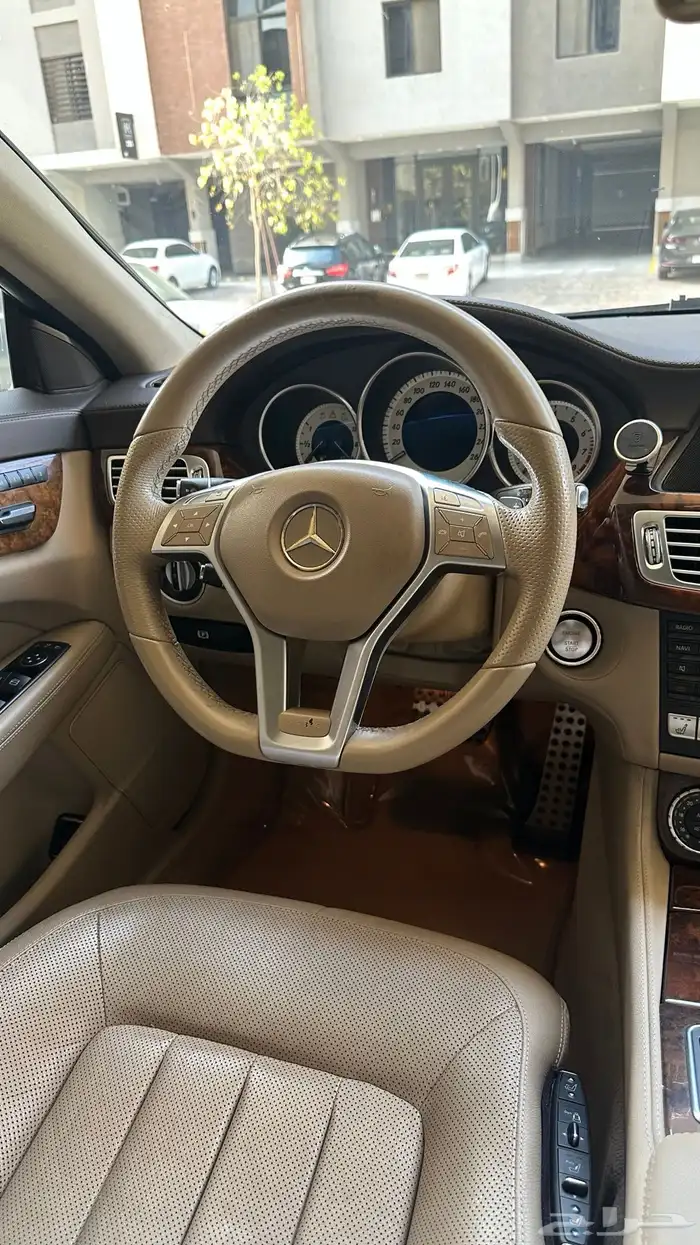 مرسيدس CLS500 موديل 2013 قراءة العداد 100 الف كيلو متر 11