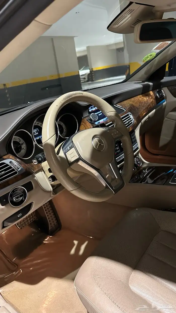 مرسيدس CLS500 موديل 2013 قراءة العداد 100 الف كيلو متر 29