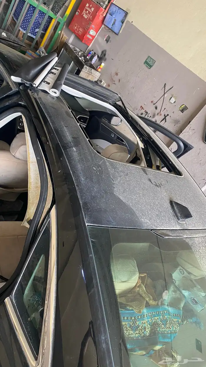 إصلاح وصيانة فتحات سقف السيارات 3