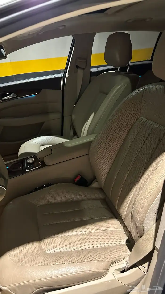 مرسيدس CLS500 موديل 2013 قراءة العداد 100 الف كيلو متر 35