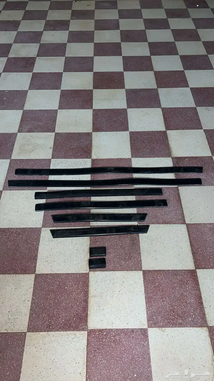 ازياق ددسن 0