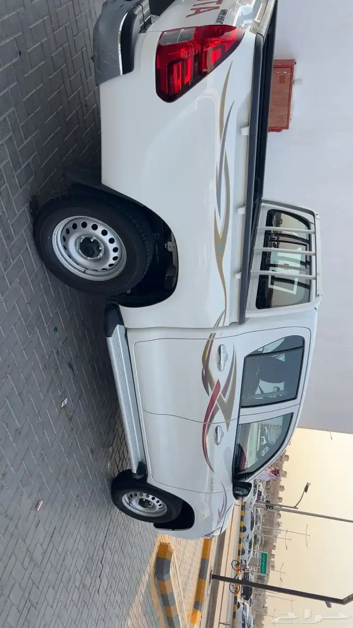 للبيع هايلكس بنزين 25 3