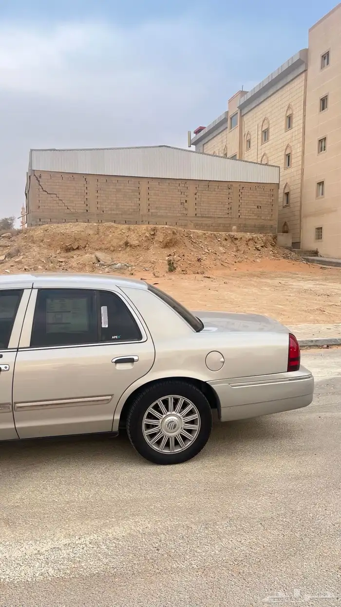 فورد جراند ماركيز 2010 قمة النظافة 6