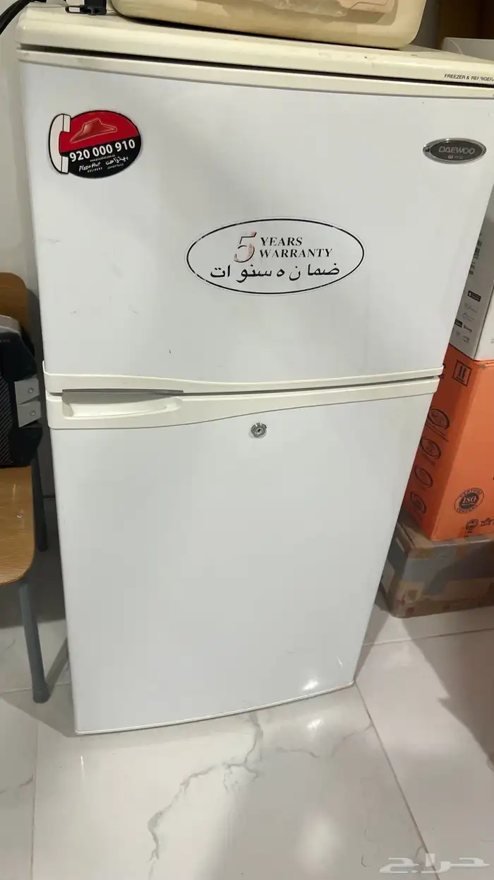 للبيع ثلاجه وشاشة 7