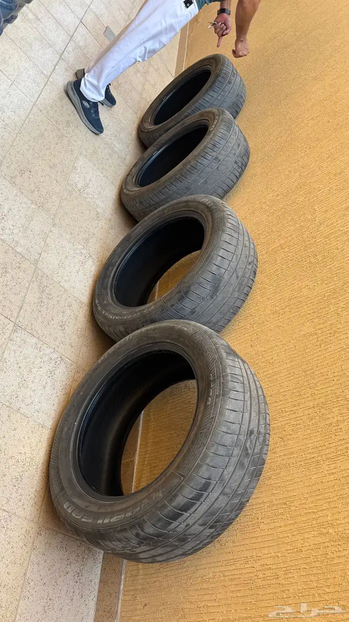 كفرات لاند كروزر مقاس 20 0