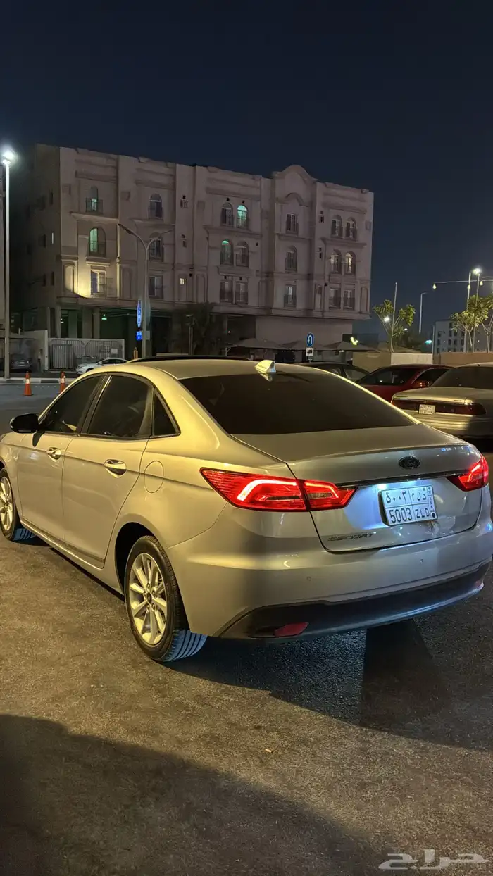 فورد اسكورت 5