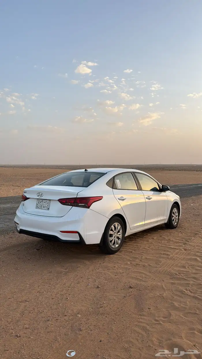 للبيع اكسنت 2019 9