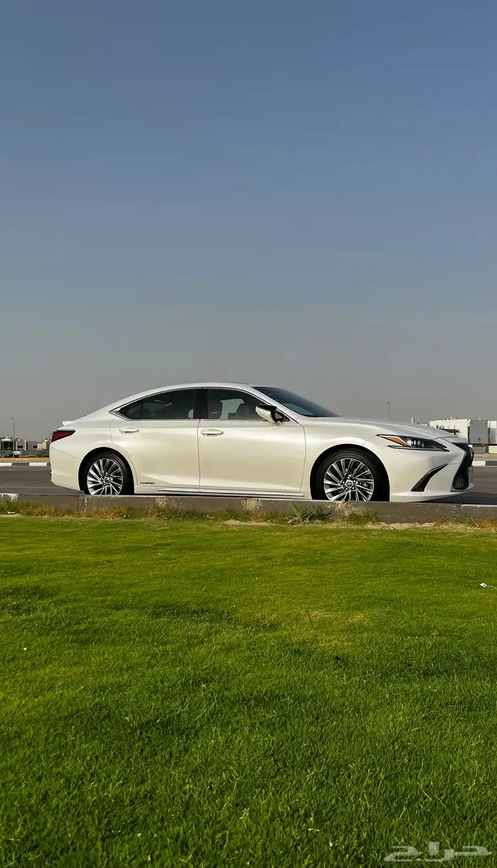 لكزس h300 es2019 0