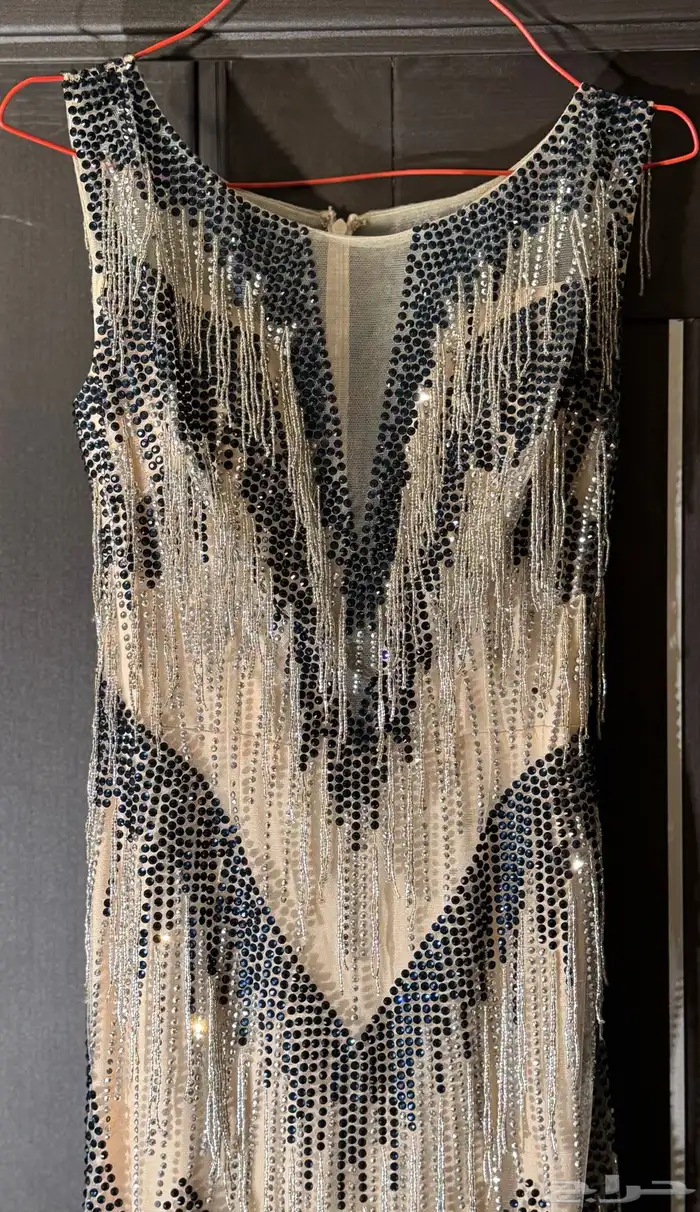 فساتين مستعملة ب 200 1
