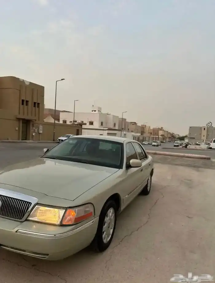 فورد ماركيز 2005 قمة النظافه 2