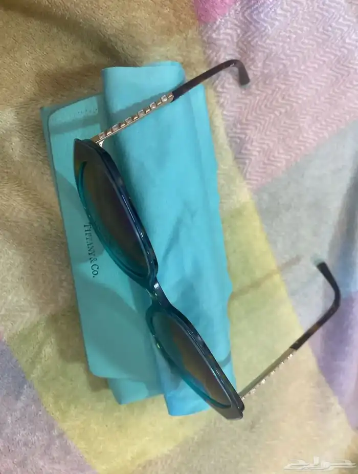 نظارات شمسيه ماركه في حاله ممتازه اخت الجديده 2