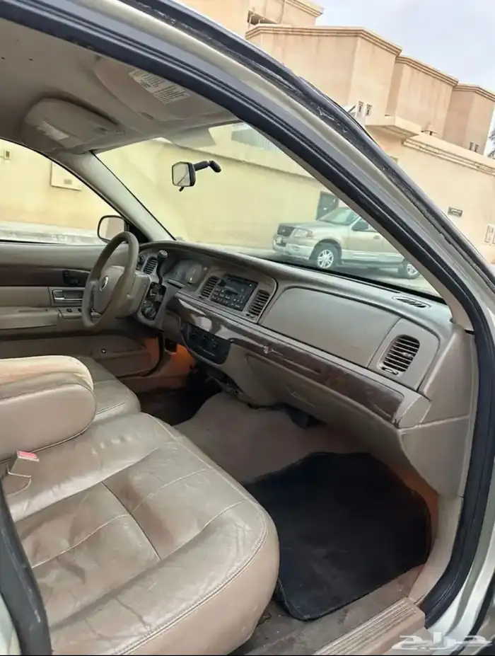 فورد ماركيز 2005 قمة النظافه 13
