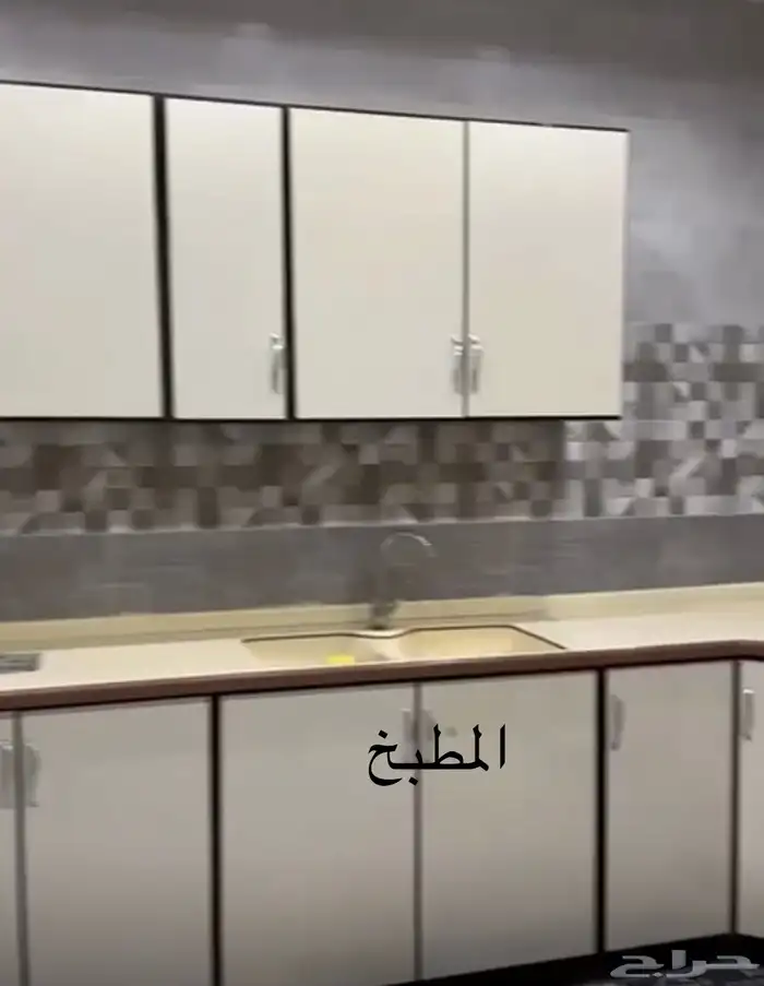 شقة للبيع في ابحر الشماليه في حي الصواري جده 7