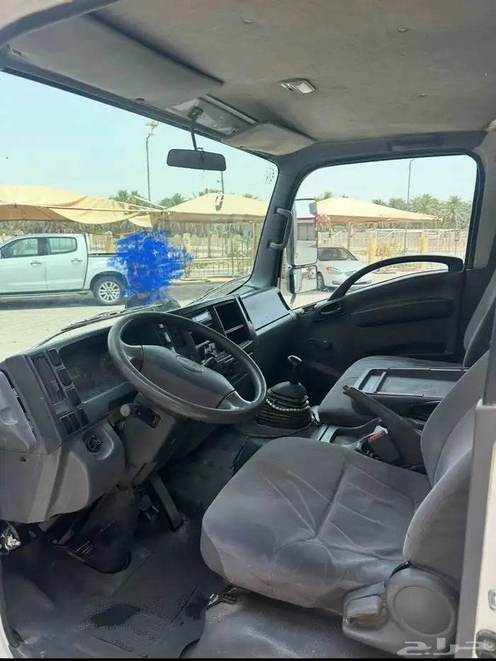ايسوزو دينا NQR شاص طويل (عربة خيل 7 روس ) 2