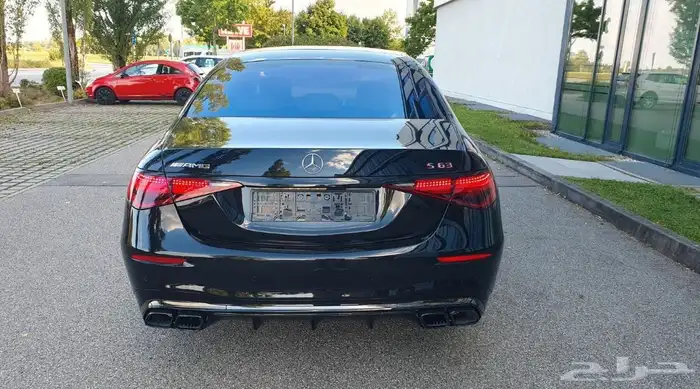 Mercedes-Benz S 63 AMG 4MATIC  L 2023 1