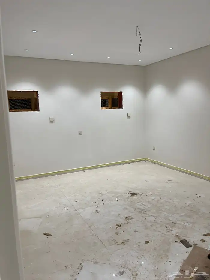 شقه 5 غرف دور ارضي حي الوفاء جديده 7