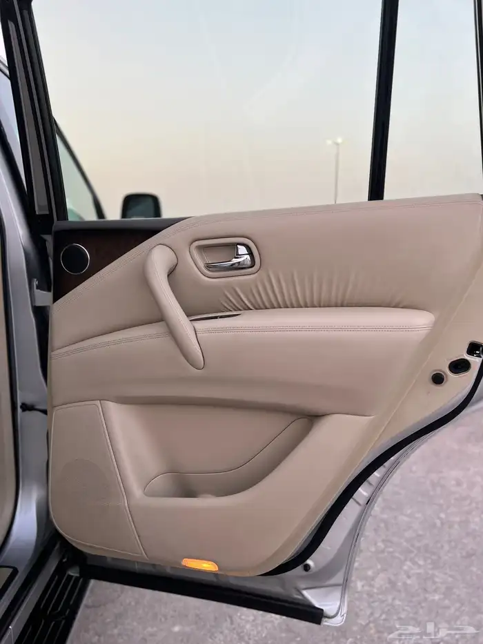 جيب انفينتي QX80 موديل 2014 تم البيع 27