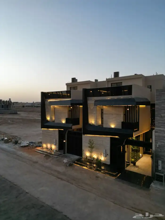 فيلا للبيع. مساحه 319 والسعر مليونين و700 الف 17