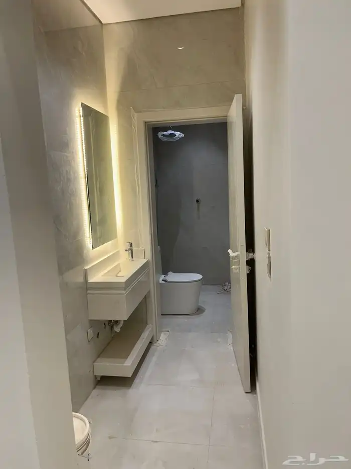 شقه 5 غرف دور ارضي حي الوفاء جديده 5