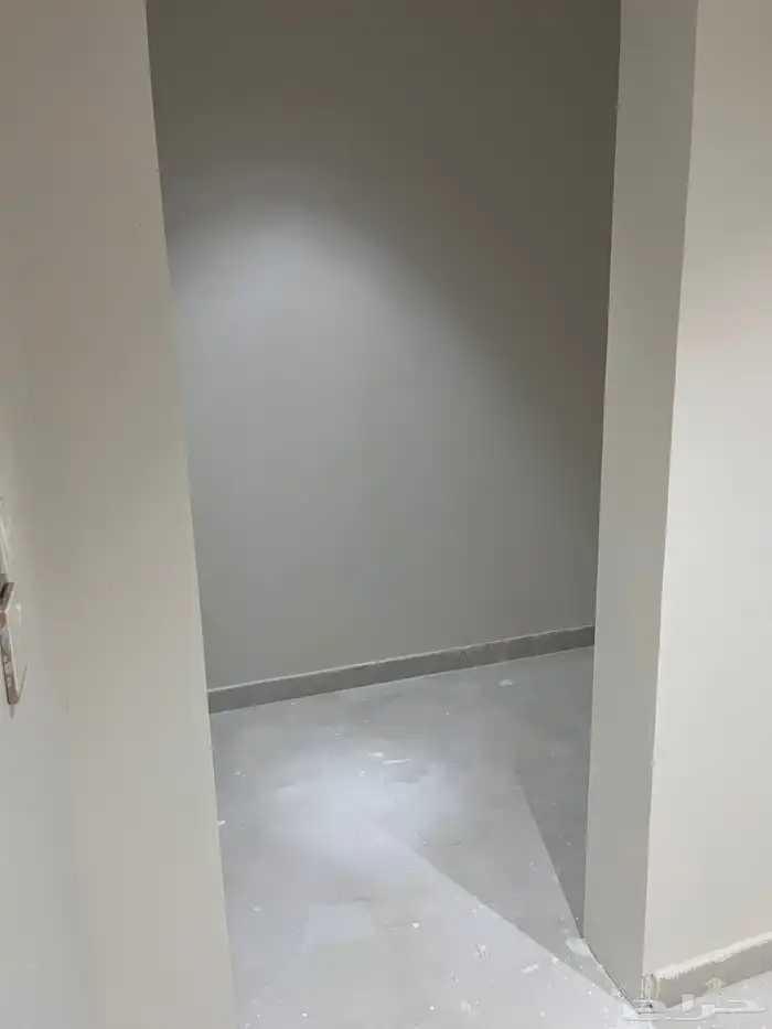 شقه 5 غرف دور ارضي حي الوفاء جديده 10