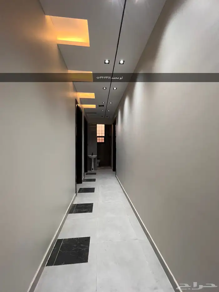 للإيجار دور ارضي في حي العارض 1