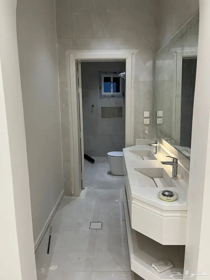 شقه 5 غرف دور ارضي حي الوفاء جديده 4