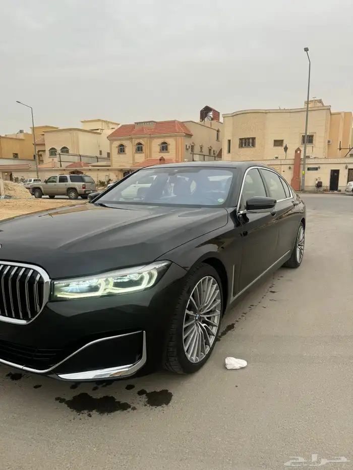 بي ام دبليو 730Li الفل كامل 2021 وكالة 5
