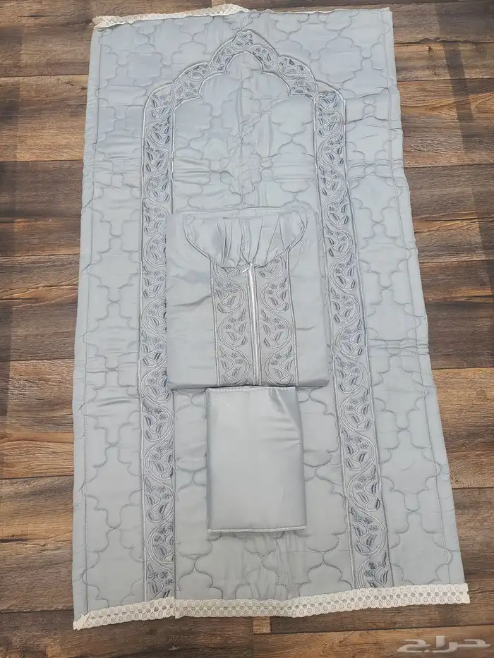 طقم صلاة نسائي مميز 4