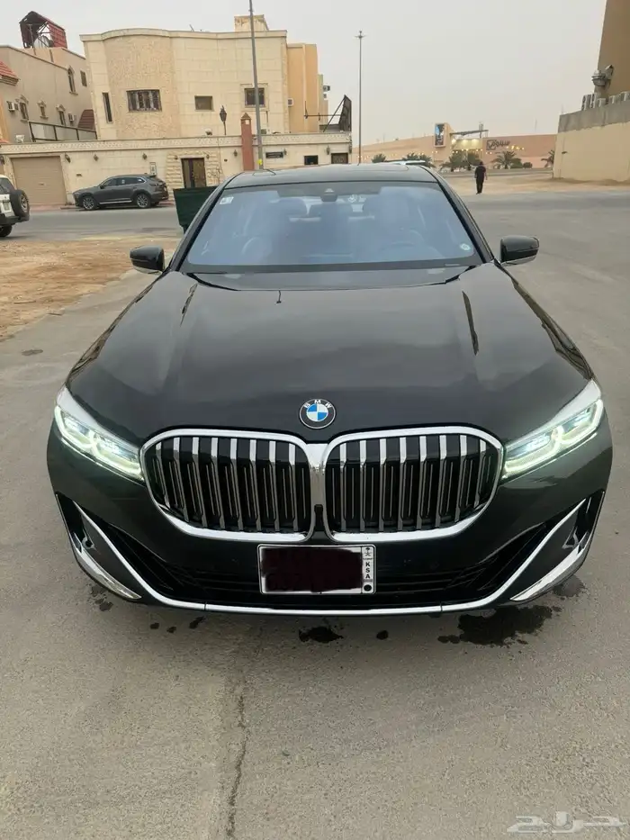 بي ام دبليو 730Li الفل كامل 2021 وكالة 0
