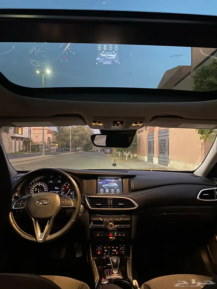 انفنتي Q30 2