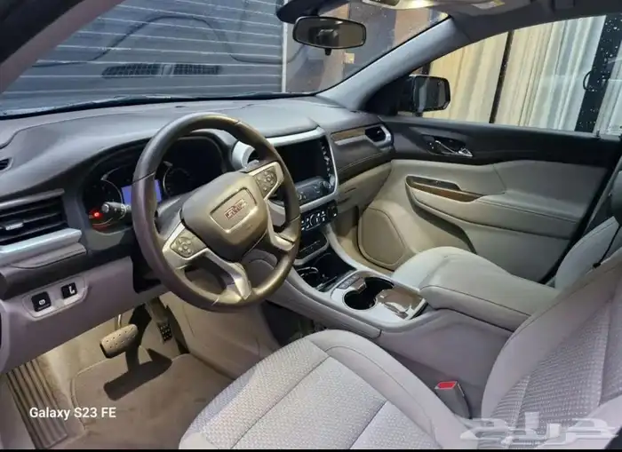 للتنازل جي ام سي أكاديا 2023 SLE 7