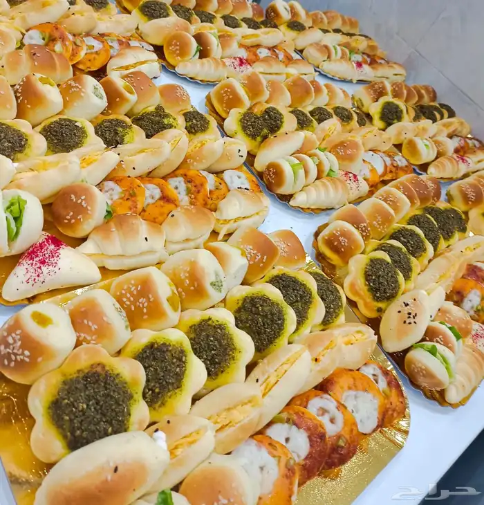 موجود صواني معجنات وصحون ورق عنب للمناسبات الحفلات والعرس 1