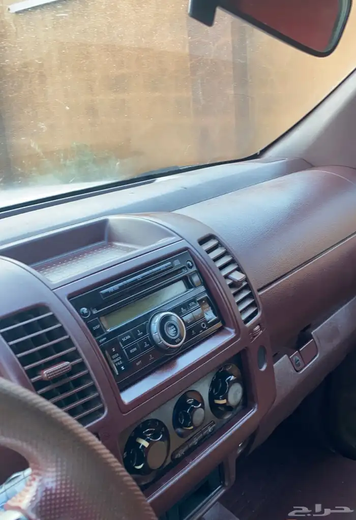 نيسان نافارا 2015 9