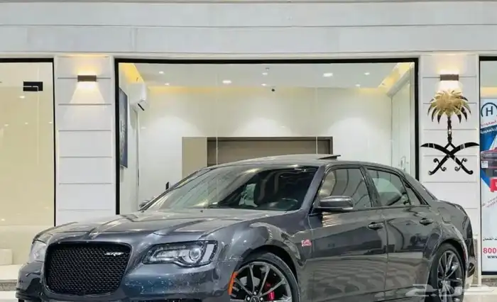 للبيع كرايسلر SRT موديل 2019 نظيفة جدا 1