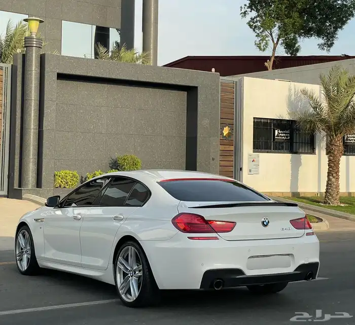بي ام دبليو الفئة السادسة 640i 2016 10